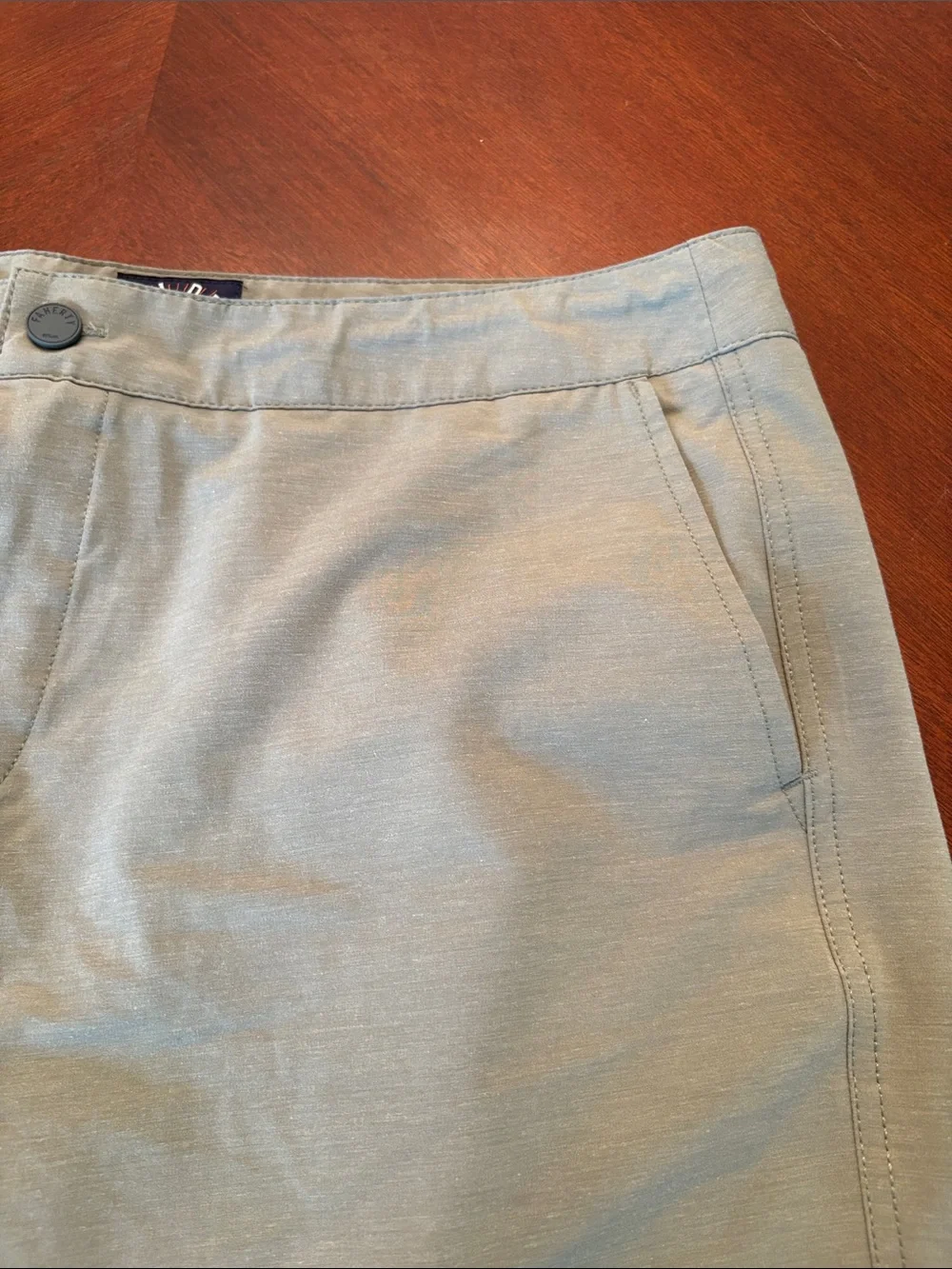 Mens Faherty brand all day shorts size 38